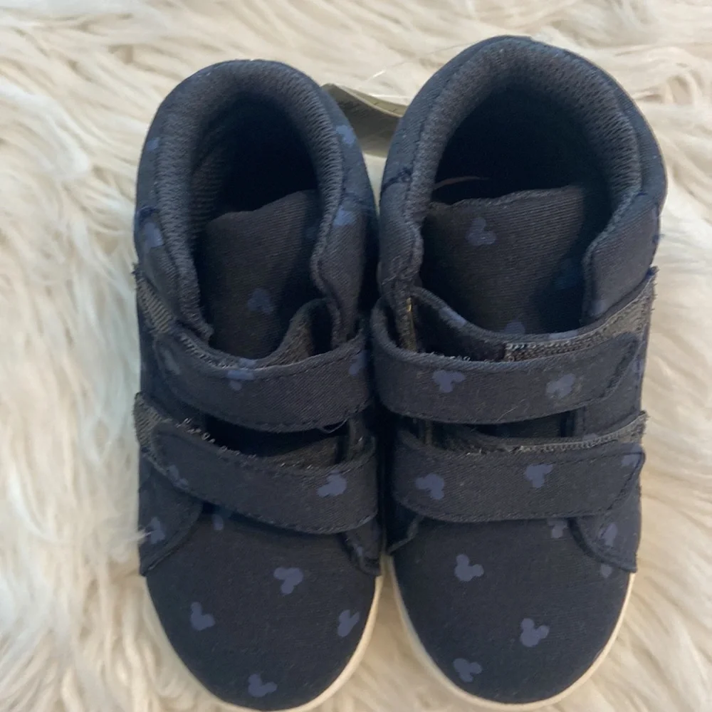 GAP Blue High-Top Sneakers with Velcro Straps size 7 brand new with tag